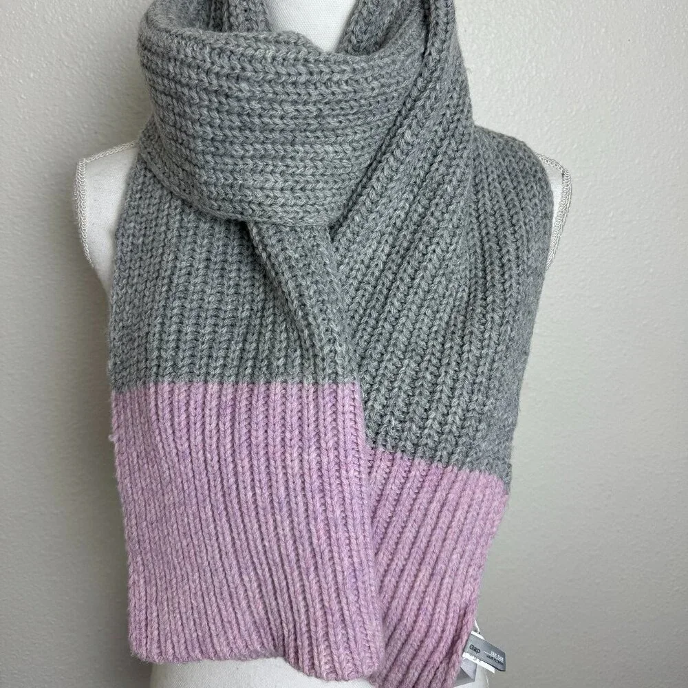 Winter Knit  Scarf  Gray & Pink
